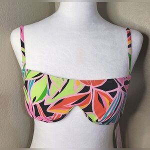 Wild Fable "NWT" Womens Swimsuit Top, Size XS(0-2) Underwire